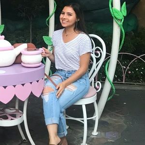 Meet your Posher, Emily rose